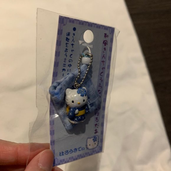 Vintage 2001 Hello Kitty Blue Kimono Charm Cellphone Key chain - Picture 2 of 7